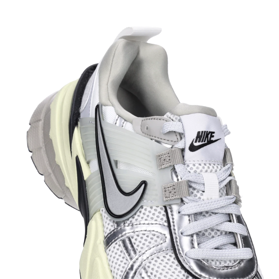 Nike V2K Run Summit White Metallic Silver