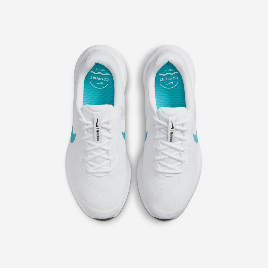 NIKE REVOLUTION 7