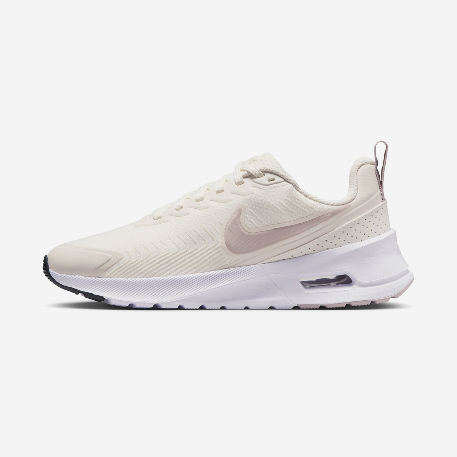 (W) NIKE AIR MAX NUAXIS