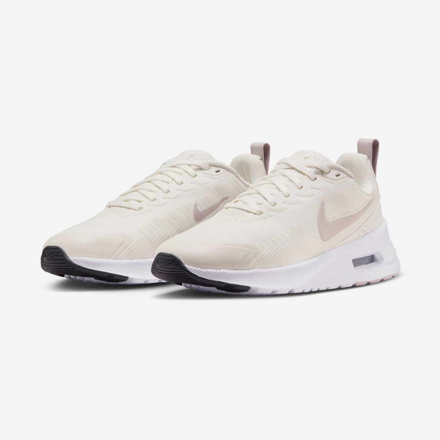 (W) NIKE AIR MAX NUAXIS