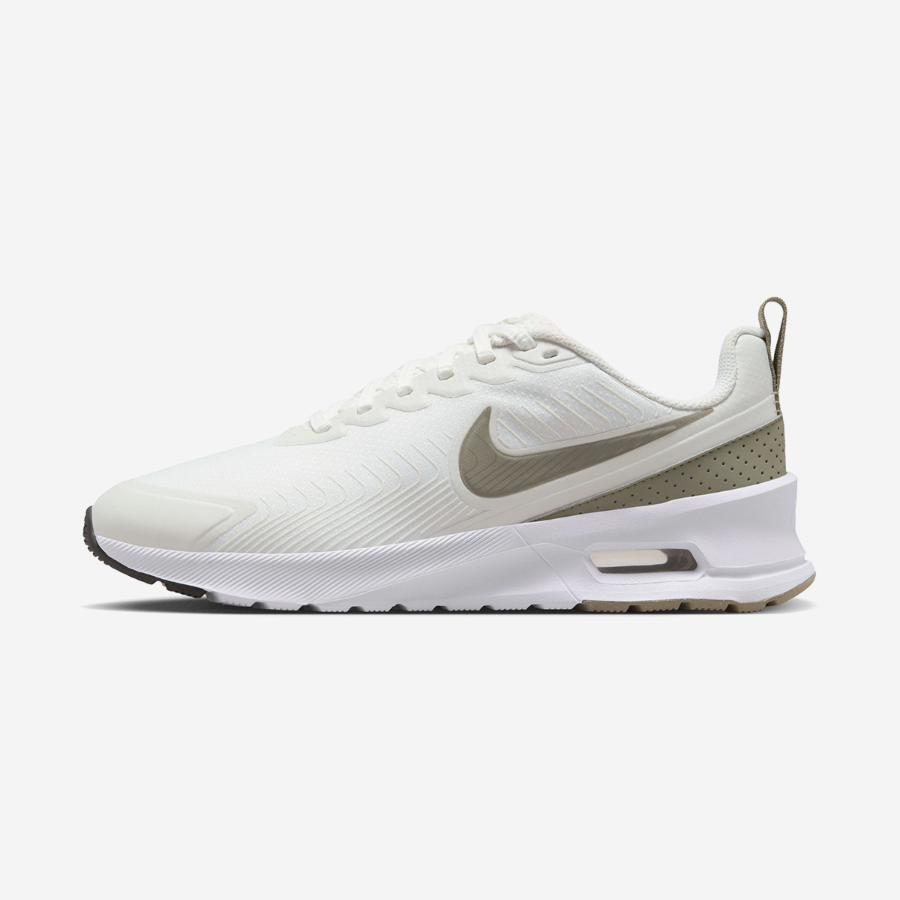 (W) NIKE AIR MAX NUAXIS