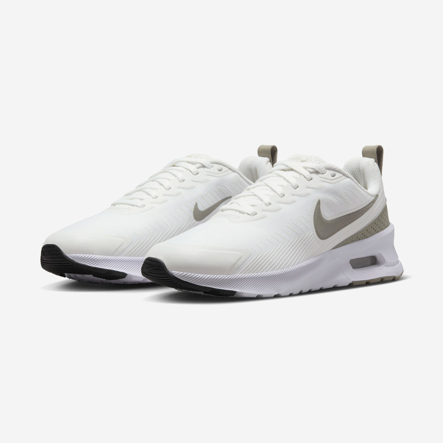 (W) NIKE AIR MAX NUAXIS