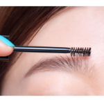 Holika Корректор для бровей Holika, 9 мл, 02 Темно-коричневый, 1шт  (скидка -41%)