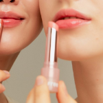 Тонирующий бальзам для губ Innisfree Dewy 3,2 г (скидка -38%)