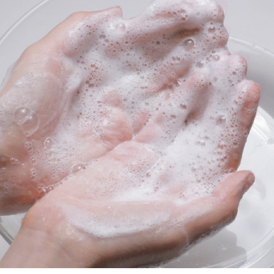 Увлажняющее средство для тела  Derma B, 1 л