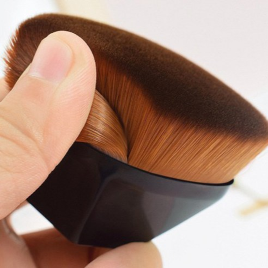 Кисточка для макияжа Bako gel Foundation, черная, 1шт