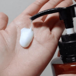 Пенка для умывания с водой из горячих источников Olliolli, 500 г (скидка -48%)