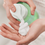 Оригинальная пенка для умывания Happy Bath Soapberry, 300 мл (скидка -40%)