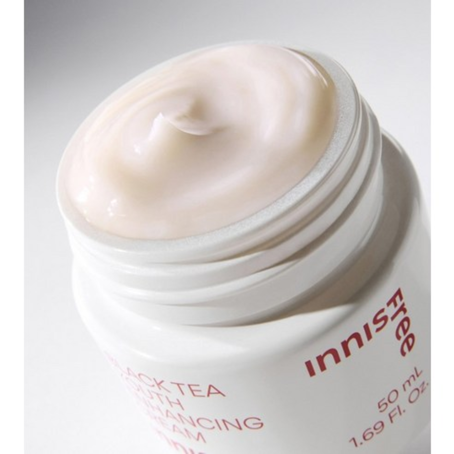 Крем для придания молодости и эластичности Innisfree New Black Tea, 50 мл (скидка -40%)