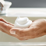 Пена для бритья Gillette Skintec, 245 г, 1 шт