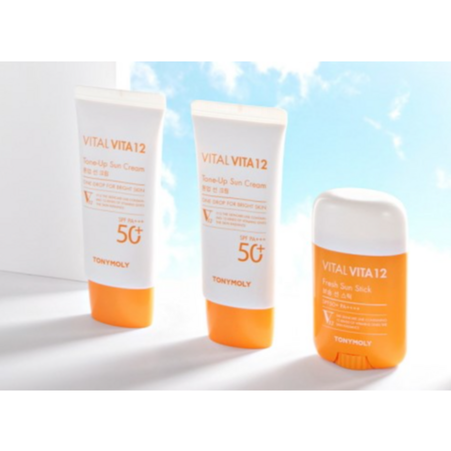 Мягкий солнцезащитный крем Tony Moly Vital Vita 12 SPF50+ PA++++, 22 г (скидка-47%)
