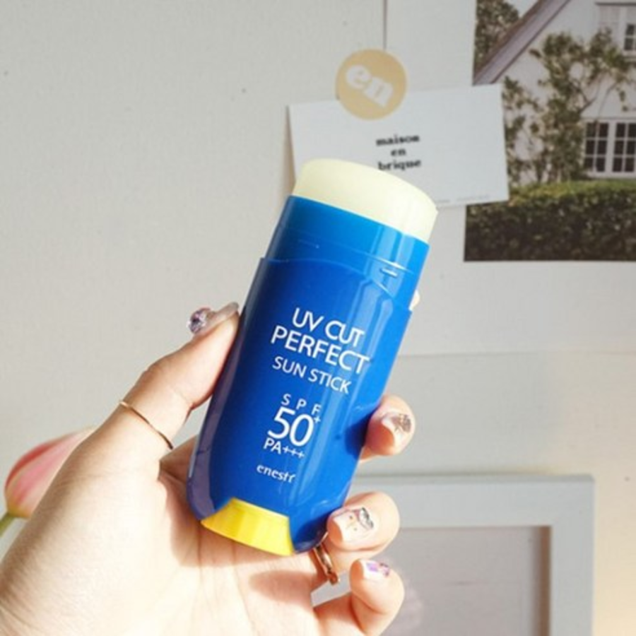 СОЛНЦЕЗАЩИТНЫЙ КРЕМ ENASTY UV CUT PERFECT SUN STICK SPF50+ PA+++, 23 г (скидка -36%)