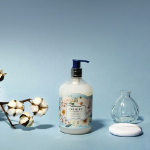 Ароматный шампунь Bouquet Garni Deep Perfume + набор детской присыпки для ухода, 1 комплект (скидка -53%)