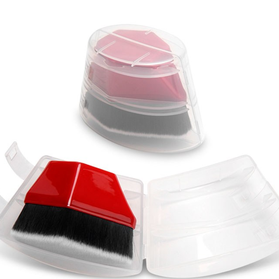 Универсальная кисть Lumi для солнцезащитного крема и тонального крема Annette Brush, 1 шт.