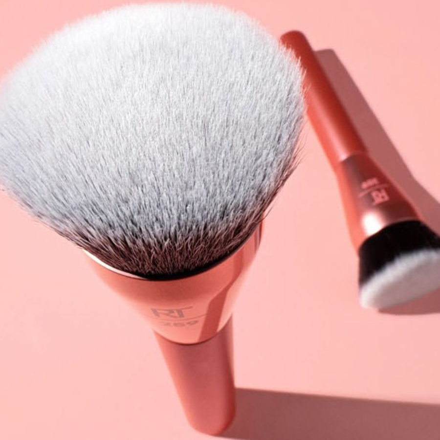 Real Techniques Glow круглая кисть, разноцветные, 1шт(скидка-40%)