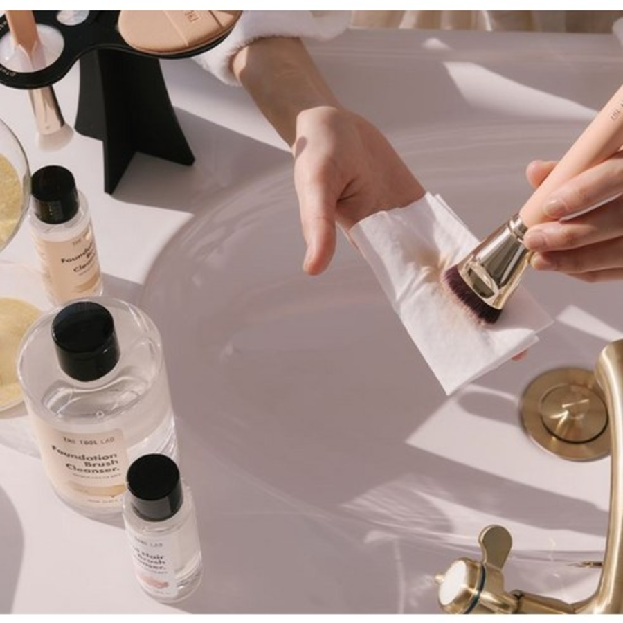 Очищающее средство для тональной основы The Tool Lab, 50 мл, 1 шт (скидка -21%)