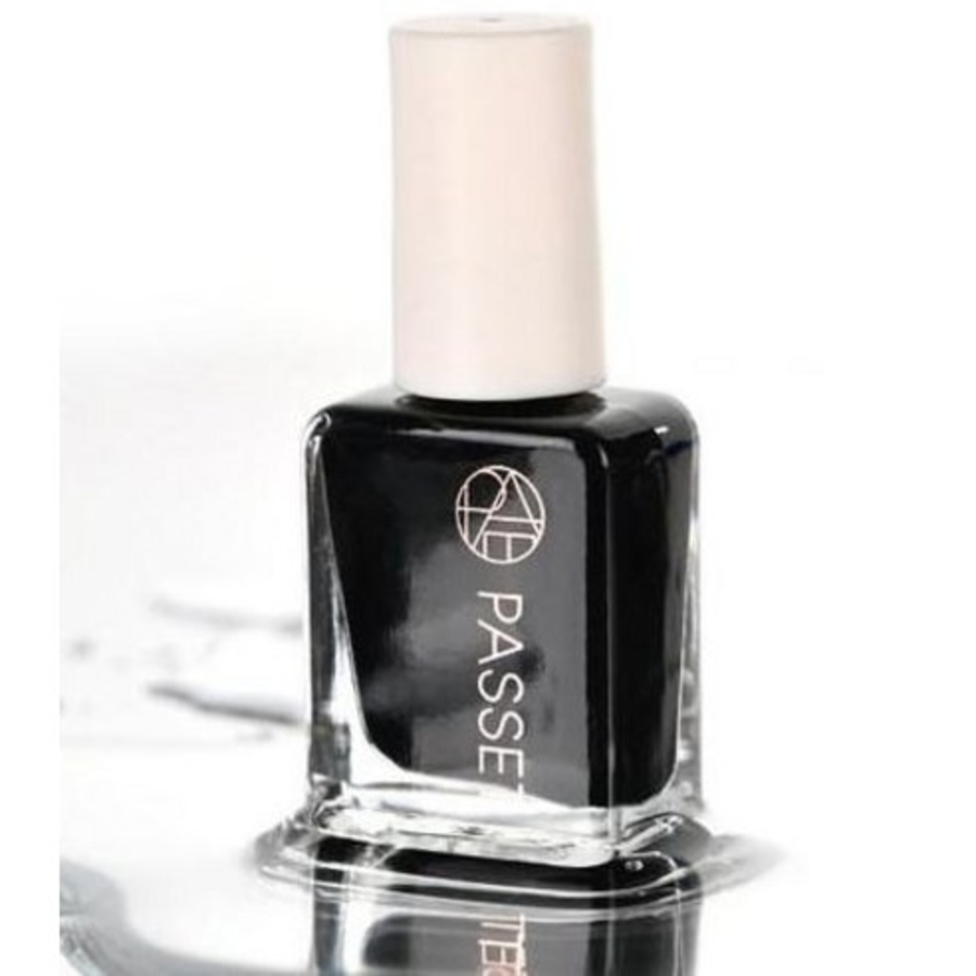 Маникюр с использованием лака для ногтей Passet Celebrity (скидка-30%)