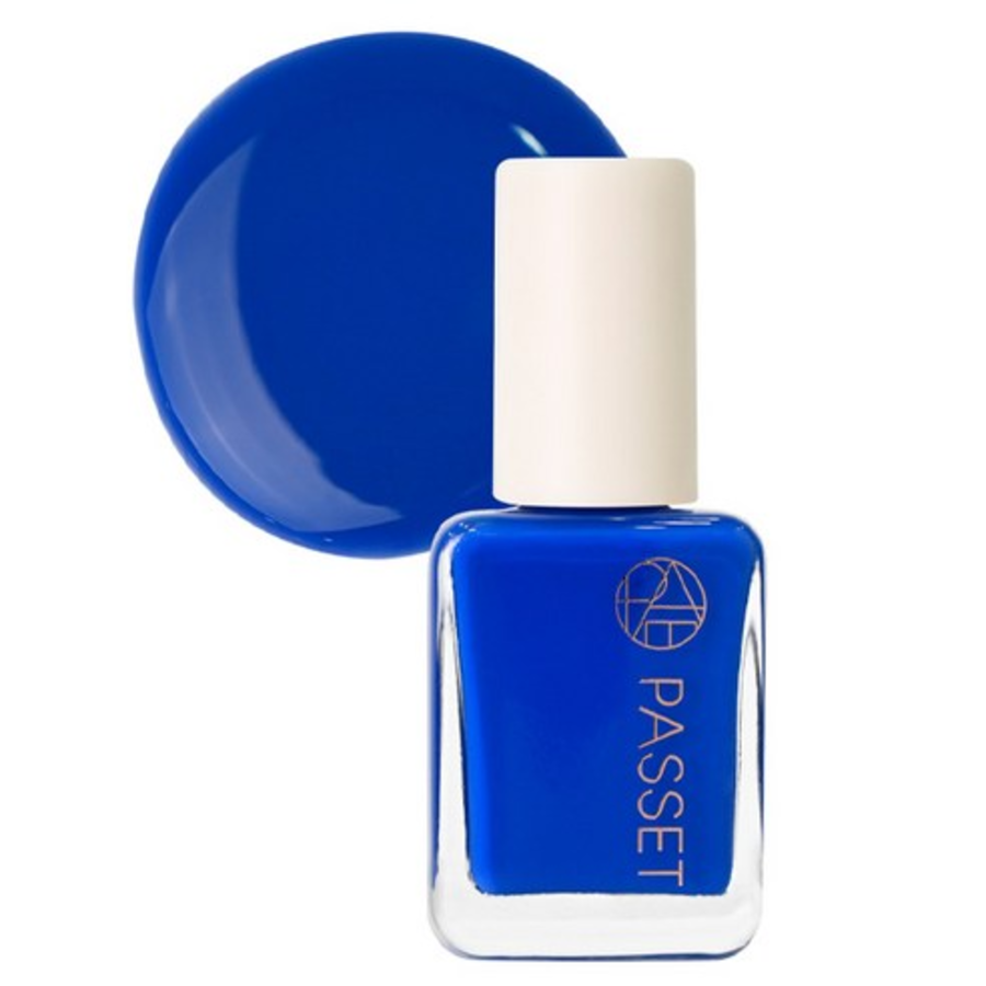 Маникюр с использованием лака для ногтей PassetCelebrity (скидка-30%)