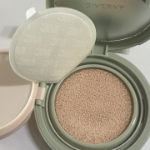 Giverny Close Cover Cushion Foundation Основной продукт 12 г + сменный блок 12 г Набор, 21NW Светло-бежевый, 1 набор (скидка-45%)