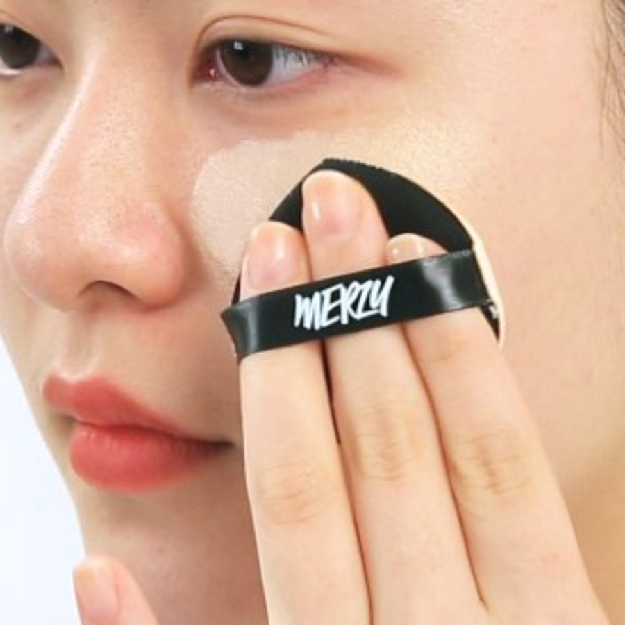 Тональная основа Merge The First Glow Cushion Foundation 13 г, 21 шт., ваниль, 1 шт. (скидка-52%)