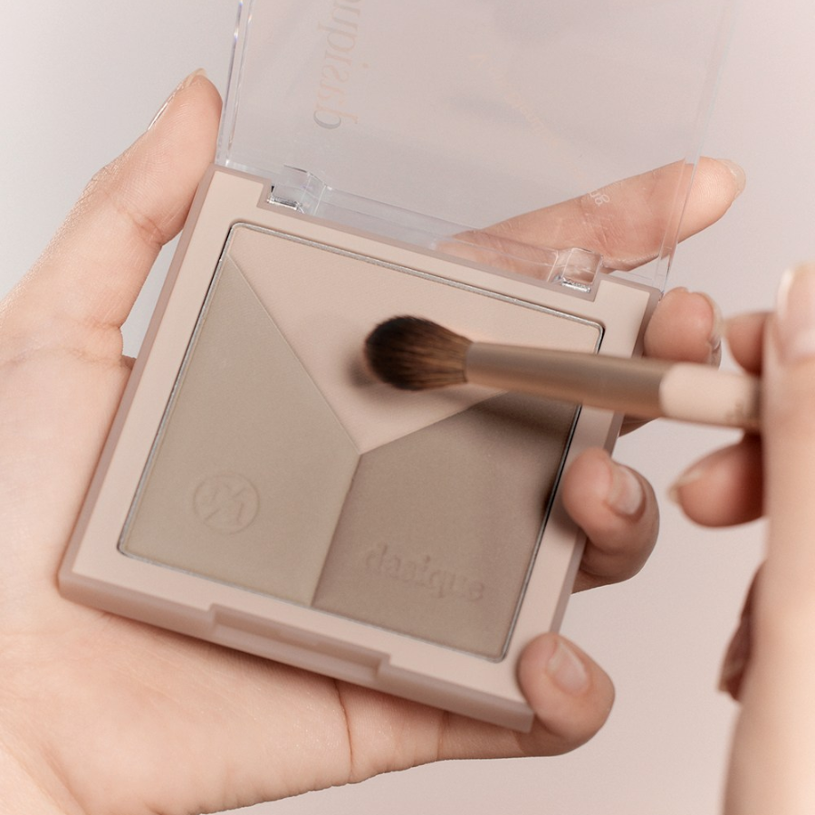 Тени для век Dasique V-Cut Shading 13 г, 02 Cool Blending, 1 шт.