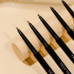 Vely Vely 1,5 мм ультратонкий карандаш для бровей 0,09 г, Ashby, 1 шт.