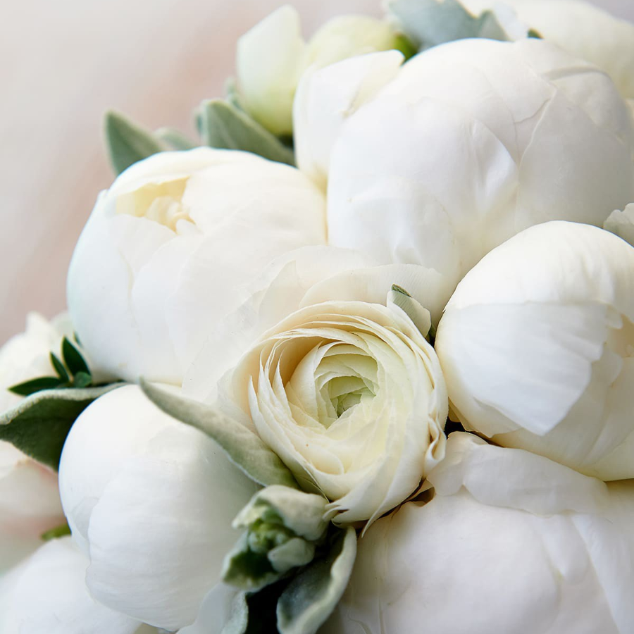 Шампунь Kerasys Dearflora White Peony Shampoo White Peony Scent, 1,5 л