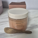 Скраб для тела Aromatica Salt с магнолией и сандаловым деревом, 300 г