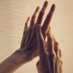 Крем для рук Aromatica Embrace с нероли и пачули, 30 мл