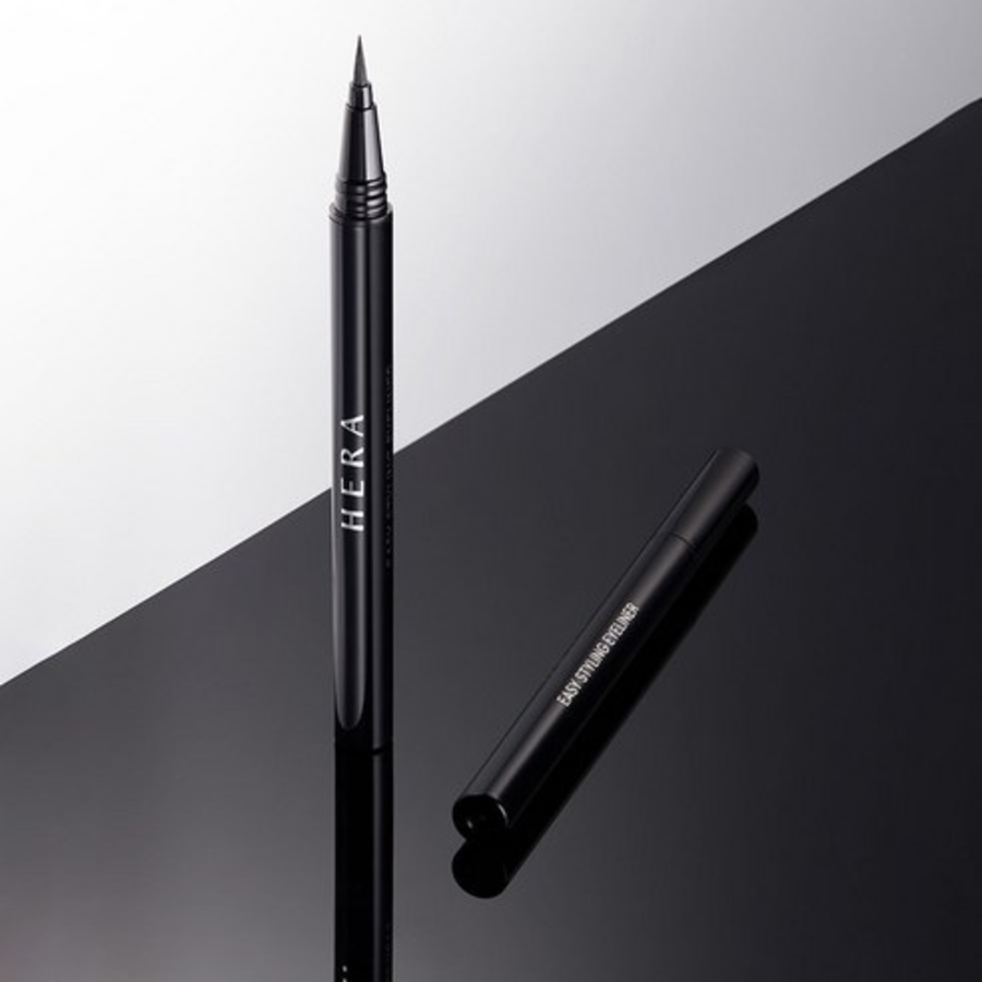 Подводка для глаз Hera Easy Styling 0,5 г