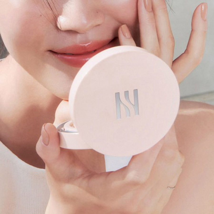 Hera Reflection Skin Glow Cushion – тональная основа с эффектом сияния, 15 г