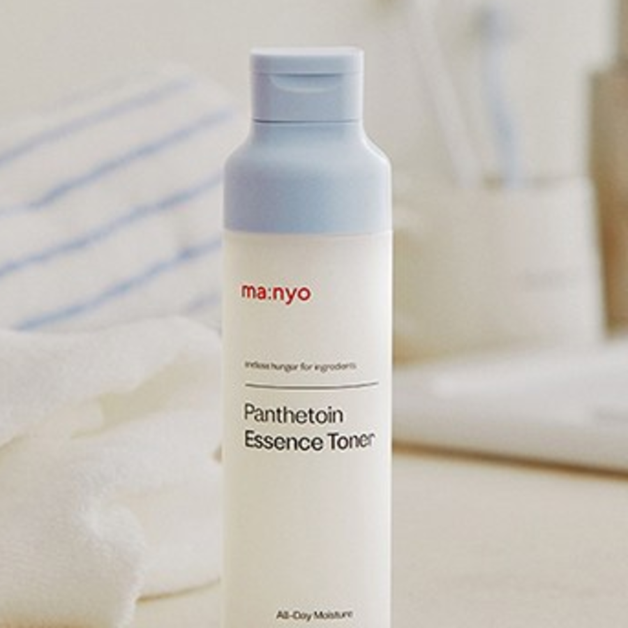 Тонер Manyo Pantetoin Essence Toner, 200 мл