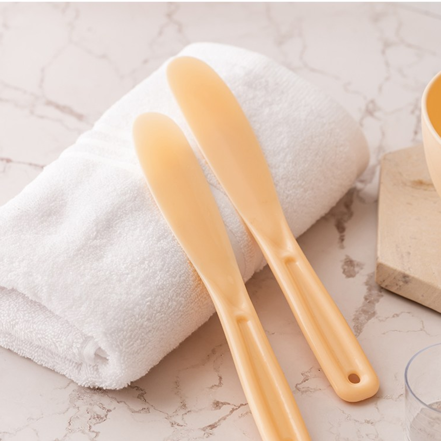 Self Angel Modeling Pack Tool Set – набор инструментов для моделирующих масок: миска, шпатель, мерный стаканчик и спонж (случайный цвет)