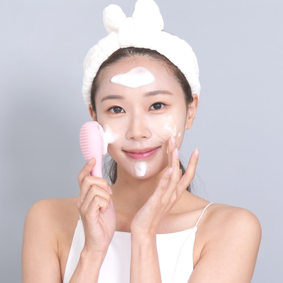 INSDY Electric Silicone Cleansing Brush – электрическая силиконовая щетка для очищения лица