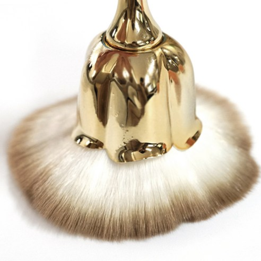 Кисточка для удаления пыли с ногтей Вarna Flower