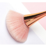 Premium Dust Brush KN-B3020 – профессиональная кисть для удаления пыли с ногтей