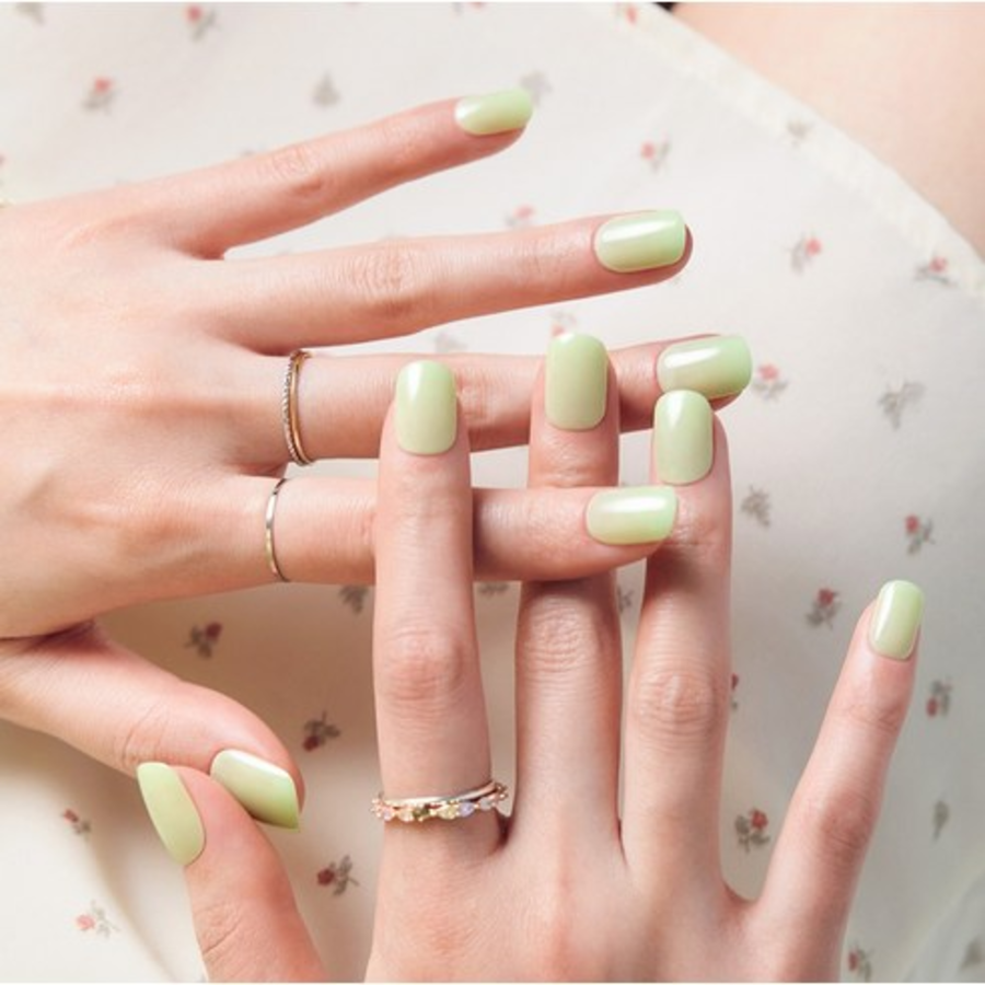 Dashing Diva Magic Press Joy Green Regular Round Nail Tip, Joy Green – накладки для ногтей