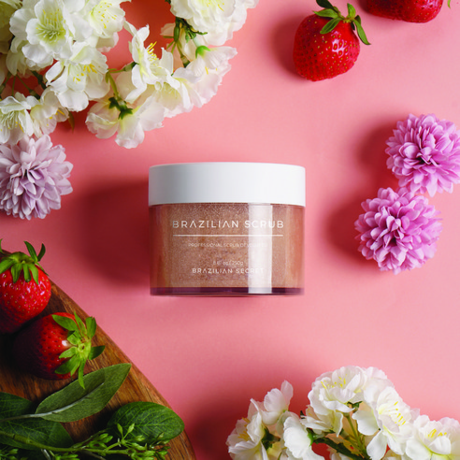 Brazilian Secret Scrub Strawberry & Rosemary – скраб для тела с клубникой и розмарином, 250 г