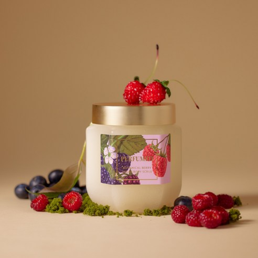 Plu – скраб для тела с ароматом ботанических ягод, 500 г