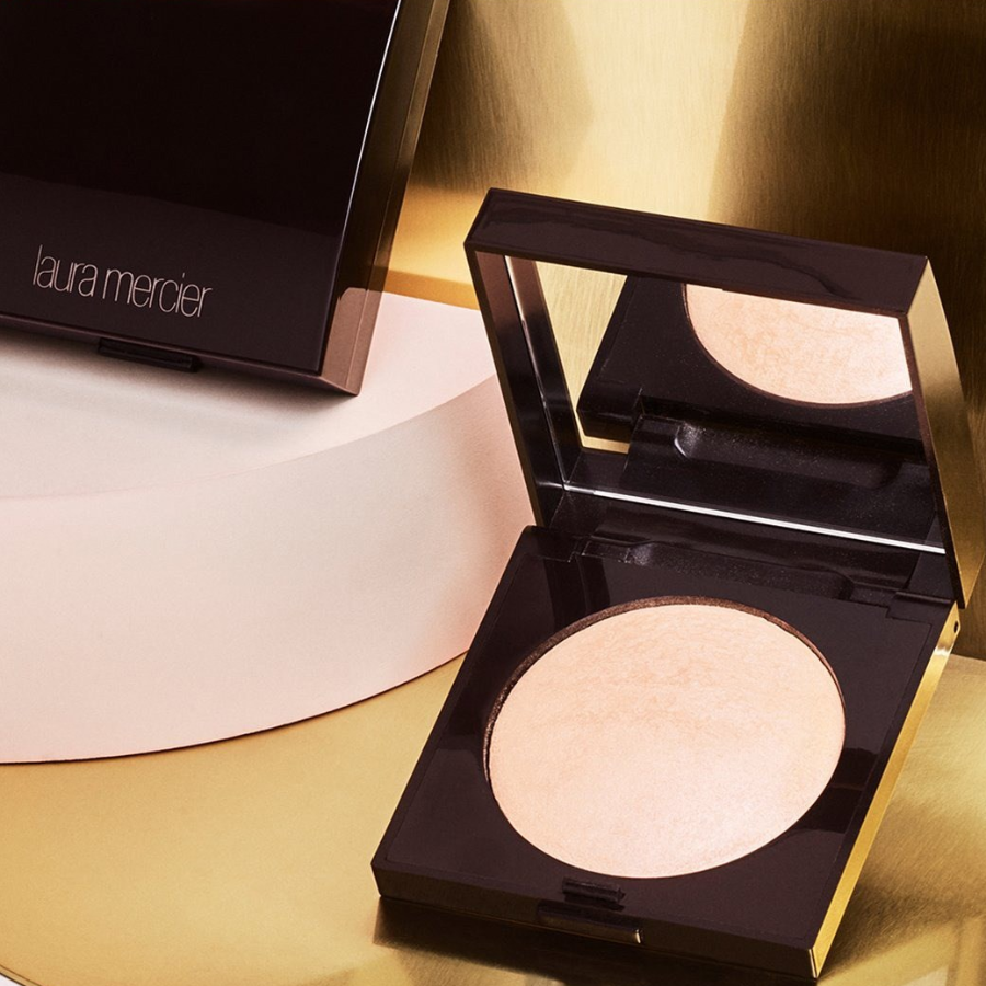 Laura Mercier Matte Radiance Baked Powder Satin Highlighter, 7.5 г, оттенок 01 Cream Satin – сияющий хайлайтер