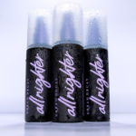 Urban Decay All Nighter Makeup Setting Spray, доступный в объемах 30 мл, 118 мл и 240 мл – фиксирующий спрей для макияжа