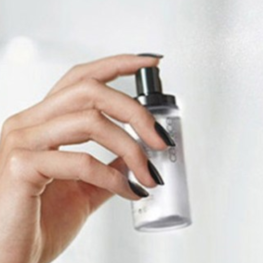 Catrice Prime And Fine Multitalent Fixing Spray, 50 мл – фиксирующий спрей для макияжа