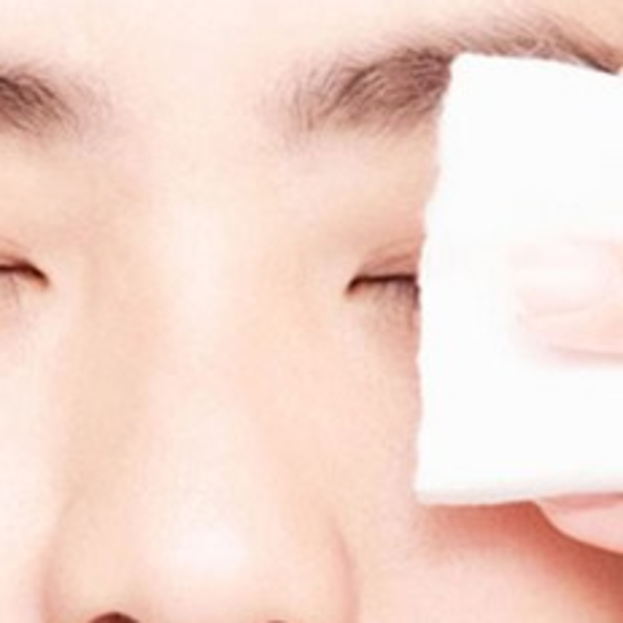 RNW Lip & Eye Makeup Vitamin Moisture Jojoba Oil Remover – Мицеллярное средство для снятия макияжа с глаз и губ с витамином и маслом жожоба, 120 мл