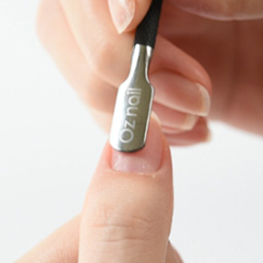 Oz nail Calendula Cuticle & Nail Nourishment Essence– питательная эссенция для кутикулы и ногтей с календулой, 10 мл