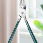 Travel Nail & Toe Clipper  – портативный набор для маникюра и педикюра из 12 предметов