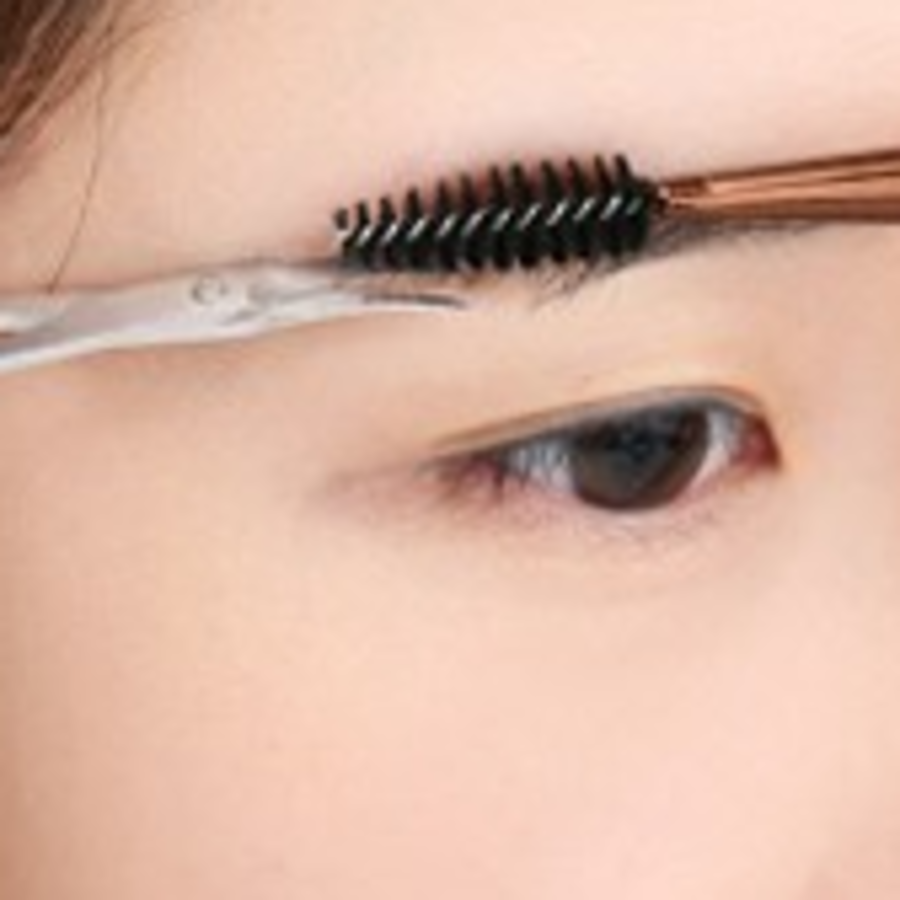 MustaeV Easy Go Screw Brush – спиральная щёточка для бровей и ресниц