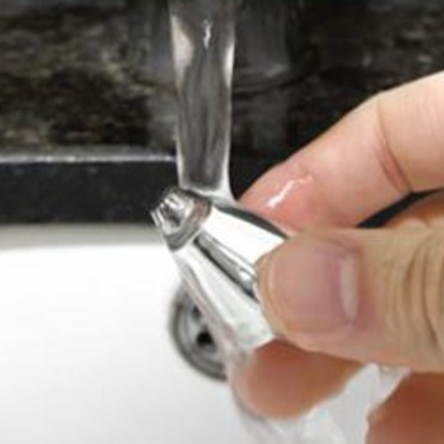 IRIVER Electric Eyebrow Trimmer IYE-100 – электрический триммер для бровей