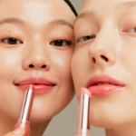 INNISFREE Dewy Tint Lip Balm – увлажняющий тинт-бальзам для губ, 3.2 г