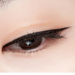 Missha Ultra Powerproof Thin Pen Liner – ультрастойкая жидкая подводка-фломастер, оттенок Black, 0.4 г