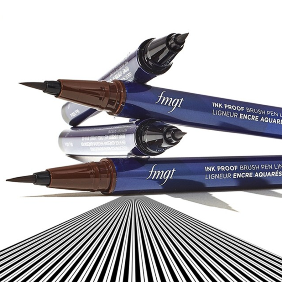 The Face Shop Ink Proof Brush Pen Liner – стойкая подводка для глаз, 0.6 г